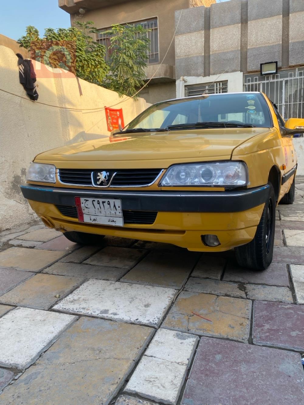 Peugeot 405